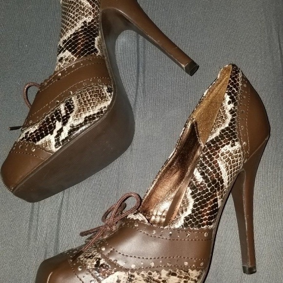 Brown Snakeprint Oxford Stiletto Heels 7 1/2 M - Picture 3 of 5